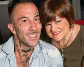 GRANDE FRATELLO: EX MOGLIE DENUNCIA COCCIA, ”NON PAGHI ALIMENTI A TUO FIGLIO?”