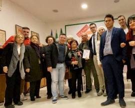 DONNE: PEZZOPANE CON IL TELEFONO ROSA A SILVI MARINA CONTRO OGNI VIOLENZA