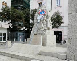 PESCARA: CATALANO, ”ALTRO CHE PORTA DEL MARE, MONUMENTO AI CADUTI USATO COME DEPOSITO”