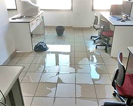 LANCIANO: PIOVE NELLA SCUOLA DA 5 MILIONI, 250 STUDENTI IN RIVOLTA