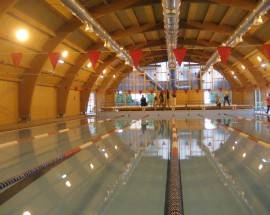 PISCINA GIULIANOVA, MANCA IL PERSONALE E IL COMUNE TAGLIA ORARI E GIORNI