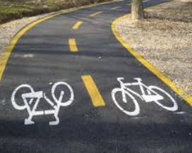 L’AQUILA: BICICLETTATA 3E32 PER CHIEDERE PISTA CICLABILE URBANA