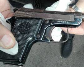 PESCARA, INDAGINI SU PISTOLA RITROVATA CON MATRICOLA ABRASA