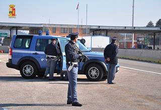SICUREZZA, POLIZIA ABRUZZESE IMPEGNATA IN CONTROLLI MOLISE
