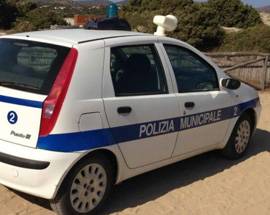 PESCARA: UBRIACO E DROGATO SI SCHIANTA CONTRO UN’AUTO IN SOSTA, NESSUN FERITO