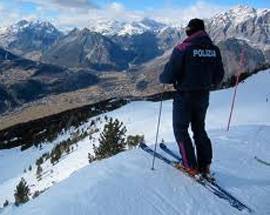 POLIZIA SOCCORRE 13 SCIATORI IN DIFFICOLTA’ NELL’AQUILANO