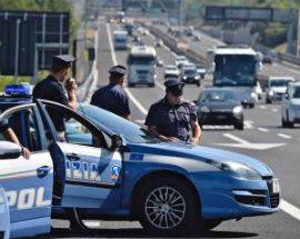 INCIDENTI: SCONTRO TRA AUTO IN  A24, LUNGHE CODE VERSO ROMA