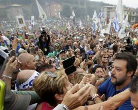 PONTIDA: 200 ABRUZZESI AL RADUNO LEGHISTA, SALVINI, ”QUESTA E’ L’ITALIA CHE VINCERA”’