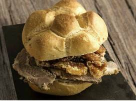 LA PORCHETTA LUCHESE DI RAFFAELE VENDITTI ”REGINA” DELL’ACCADEMIA DEL PANINO