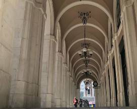 RICOSTRUZIONE L’AQUILA: RIAPERTO TRATTO DI PORTICI DA PIAZZA DUOMO A VIA TRE MARIE
