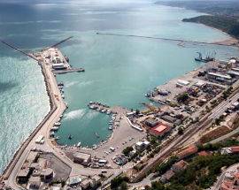 SICUREZZA CARENTE, FERMATA NAVE PANAMENSE A ORTONA