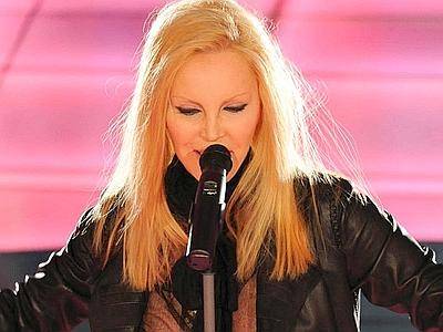 PATTY PRAVO INTERROMPE IL TOUR: ”ATTACCHI DI PANICO DURANTE I LIVE”