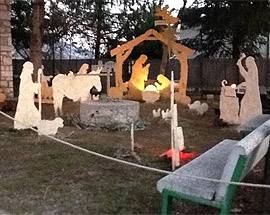 VILLA SANTA LUCIA: A CARRUFO TORNA IL PRESEPE DI NATALE