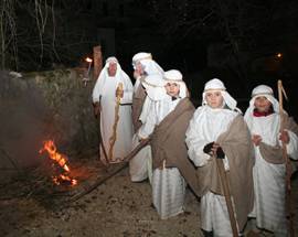 L’AQUILA: PRESEPE VIVENTE DI CAMARDA, EDIZIONE 2017 DEDICATA ALLA MEMORIA