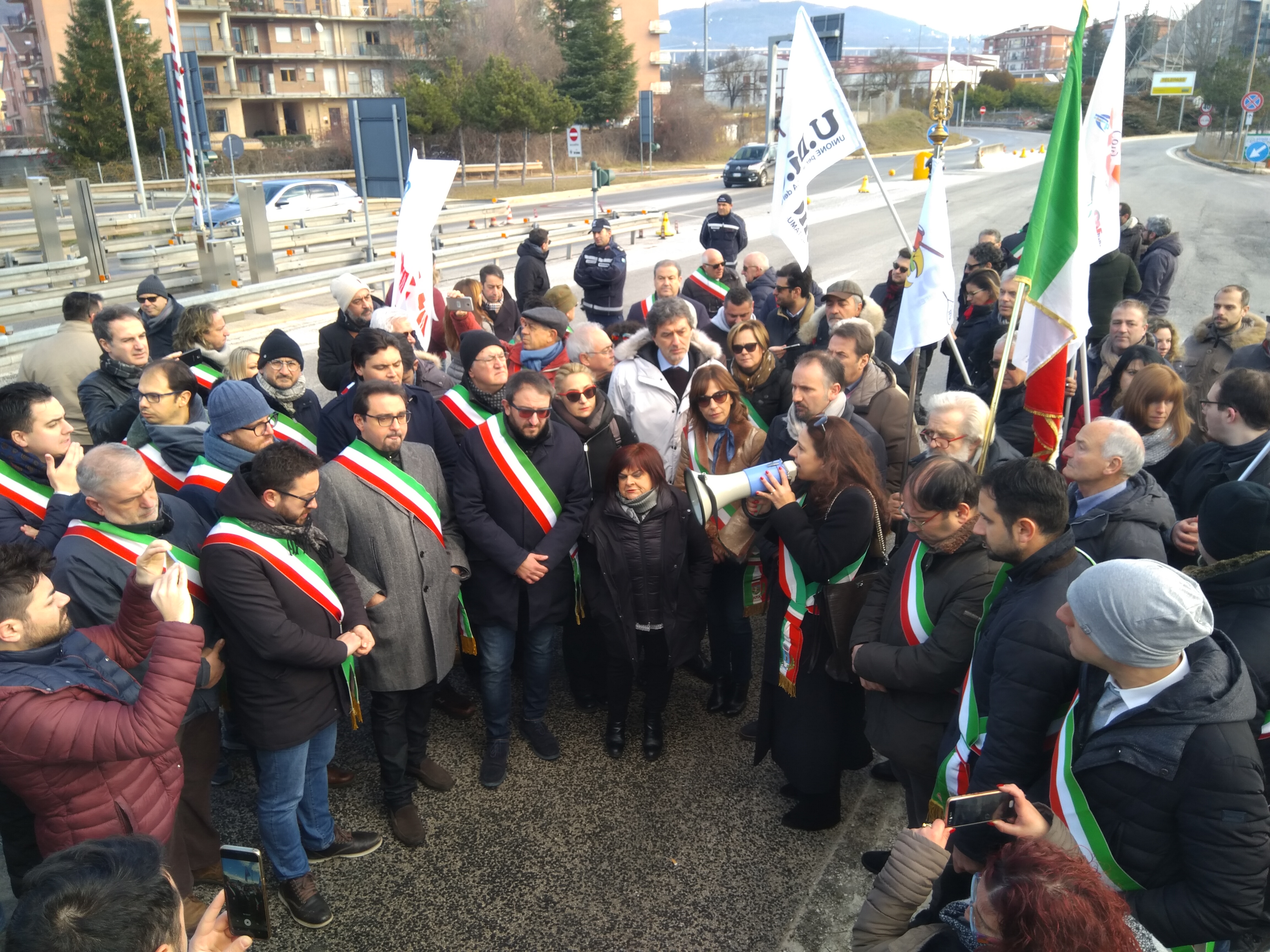 PEDAGGI A24-25:”RINVIO AUMENTO, POSTICIPARE RATE A CONCESSIONARIO”