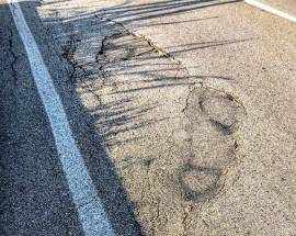 A14: SP28 NEL TERRITORIO DI PINETO AVVALLATA DA PASSAGGIO MEZZI PESANTI