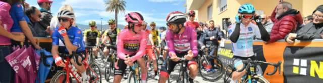 GIRO D’ITALIA: LA CAROVANA ROSA COLORA L’ABRUZZO DA VASTO A L’AQUILA