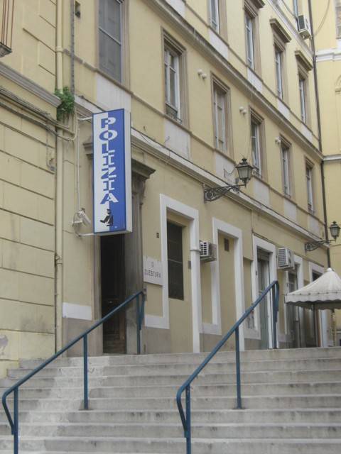 CHIETI, 36ENNE ARRESTATO PER DROGA E CLANDESTINI ESPULSI