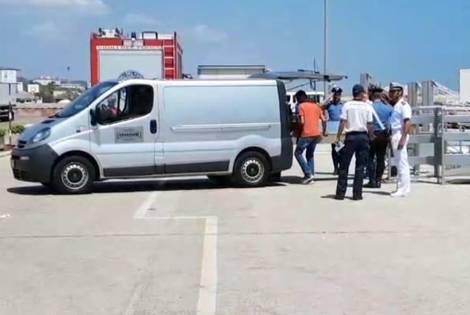 GIULIANOVA: TROVATO IL CORPO DEL 15ENNE DISPERSO IN MARE DOPO 2 GIORNI DI RICERCHE