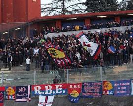 RED BLUE EAGLES: RACCOLTA GIOCATTOLI PER I BAMBINI MENO FORTUNATI