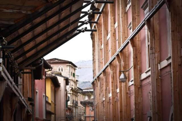 RICOSTRUZIONE: ALBANO E PALUMBO, ”NO PASSI INDIETRO DA MODELLO L’AQUILA”