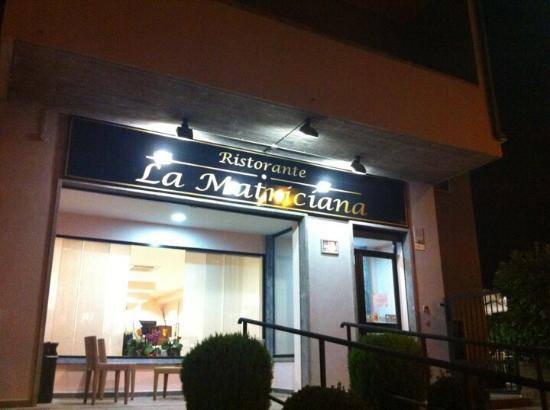 TERREMOTO: AL RISTORANTE LA MATRICIANA DELL’AQUILA CENA DI SOLIDARIETA’