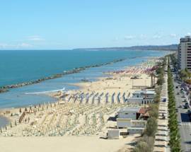MONTESILVANO: SPIAGGE LIBERE A DISPOSIZIONE PER I MATRIMONI ALL’APERTO