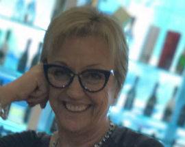 L’AQUILA RICORDA LA STORICA COMMERCIANTE ROBERTA MELCHIORRE A UN ANNO DALLA MORTE