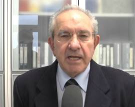 GINECOLOGO COMBATTE VACCINO CONTRO PAPILLOMA VIRUS: IMMINENTE RADIAZIONE DA ORDINE