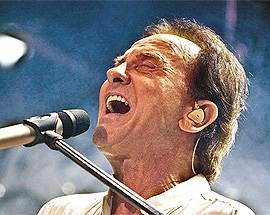 FRANCAVILLA: LA STAR FACCHINETTI CANTA E RACCONTA AL ”BLU BAR”