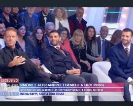 ABRUZZO PROTAGONISTA A NON E’ LA D’URSO: ROCCO SIFFREDI E I ‘GEMELLI PORNO’ DI AVEZZANO SI RACCONTANO