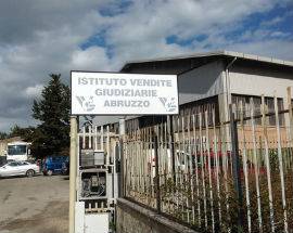 PESCARA: ROGO IN ISTITUTO VENDITE GIUDIZIARIE