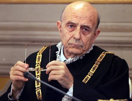 CENSIMENTO ROM: CASSESE, ”C’E’ SOLO UN REGISTRO IN ITALIA, L’ANAGRAFE”