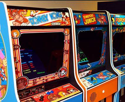 CHIETI SCALO: SIGILLI A SALA GIOCHI ABUSIVA E APERTA  AI MINORI