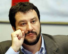 SALVINI: STRALI SU RENZI E L’EUROPA, ”GOVERNEREMO ANCHE L’ABRUZZO”