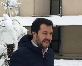 ELEZIONI: SALVINI A CELANO, ”IN ABRUZZO CON LA NEVE, NON COME ALTRI PARTITI”