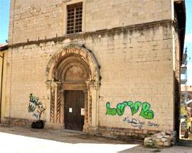 L’AQUILA: CENTRO STORICO REGNO DEGLI SCIACALLI, DIRIGENTE COMUNE: ‘ANCHE SAN FLAVIANO NEL CAOS’
