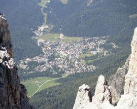 PRECIPITA MENTRE ARRAMPICA IN MONTAGNA, 23ENNE TERAMANO MUORE IN TRENTINO