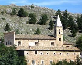 IL RESTAURO DELLA CROCIFISSIONE DI CALASCIO E LA PITTURA ALL’AQUILA IN UN VOLUME