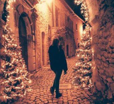 NATALE A SANTO STEFANO DI SESSANIO: PRESEPI, VIOLINI,  CANTASTORIE E PASSEGGIATE CON GLI ASINI