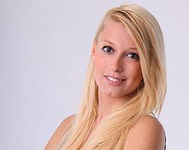 BELLISSIME: SARAH VOLPE A LONDRA SFILA ALLA ROYALT ALBERT HALL