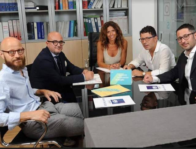 L’AQUILA: LA SCIARRA ASSICURAZIONI FESTEGGIA 50 ANNI E RIAPRE IN CENTRO STORICO NELLA GALLERIA IRTI