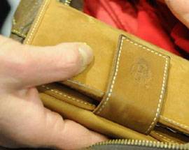 DONNA DERUBATA AL MERCATO,  ARRESTATO 50ENNE DI AVEZZANO