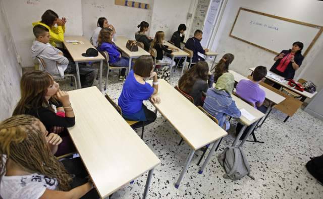 SUONA CAMPANELLA PER 8,6 MILIONI TRA TIMORI SICUREZZA E CARENZA PROF