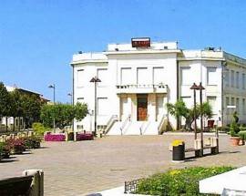 MANIFESTO CITTA’ DEL VINO: VINCE SCUOLA PRIMARIA ”MARIO BIANCO” FOSSACESIA