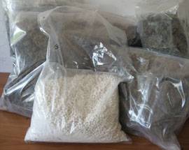 FIUMI DI DROGA TRA ABRUZZO E CAMPANIAMAXI SEQUESTRO MARIJUANA ED EXTASY