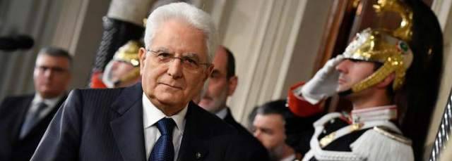 L’AQUILA: MATTARELLA ARRIVATO IN CITTA’, FIORI PER VITTIME TERREMOTO