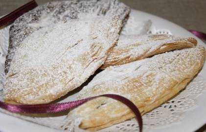 LAMA DEI PELIGNI IN FESTA  CON LE DELIZIOSE SFOGLIATELLE