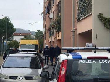 OCCUPANO ABUSIVAMENTE ALLOGGIO PER 19 VOLTE: FAMIGLIA SFRATTATA
