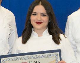 CUCINA: VENTENNE TERAMANA DIPLOMATA PASTICCERE PROFESSIONISTA ALL’ALMA